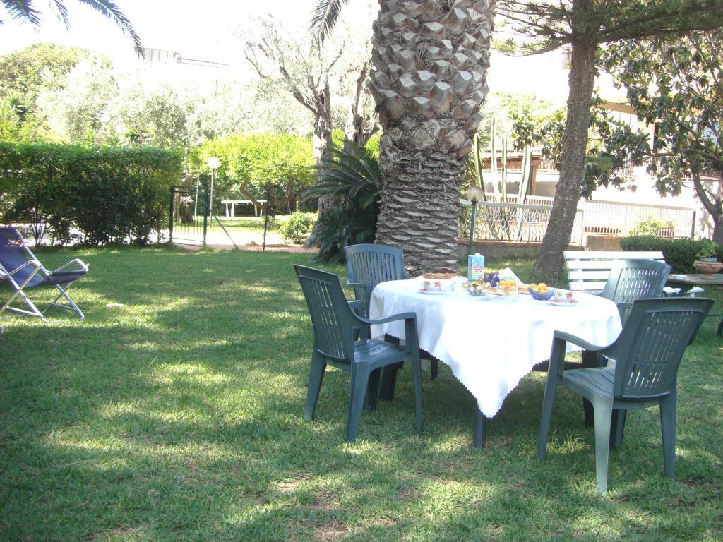 Villa Ania Mondello Extérieur photo